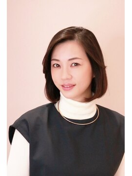 アンベリールフルー(EMBELLIR fleur) 大人のシンプルボブ