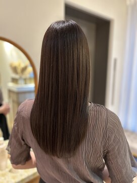 アンド ラ ブランシュ(&.La Blanche) ミディアムヘア/斜めバング/グレージュカラー/シルキーベージュ