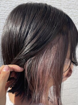 アーキヘアーカリス(archi hair charis) グレージュ×インナーカラー×切りっぱなしボブ