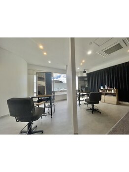 半個室の仕切られたプライベート空間"beLLe."人目を気にせずに施術を受けられる贅沢な時間に―＊