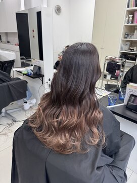 アライブ ハラジュク(ALIVE harajuku) 【ALIVE yu-ki 自然な繋がりのグラデーションカラー】