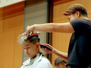 ルースト 心斎橋店(ROOST)の写真/【心斎橋駅5分】ヘアコンテストサロンスタイル部門総合優勝★プロの技で365日再現できるかっこよさを
