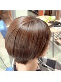【Hitomi】白髪ぼかし×細ハイライト/大人の上品ショート