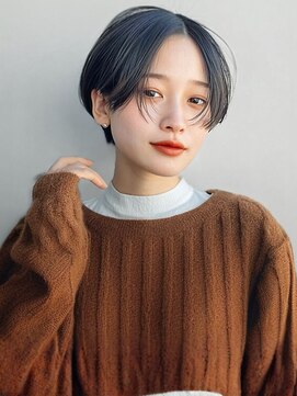 マッシュショート ブルージュ ブリーチ ハイトーン 20代 艶髪