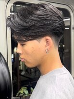 ニコ トウキョウ ロジック(nico TOKYO Logic)&nbsp;センターパートニュアンスパーマ曲がる縮毛矯正