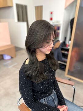 ソルバイシェス(SOL by shes) くびれレイヤー×アッシュオリーブ
