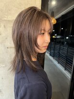 ヌー ノエラ(nu Noella) くすんで見えないグレージュ×レイヤー【中村】7/18