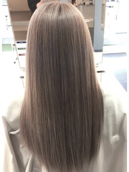 シエスタヘアープラス(Siesta hair plus)の写真/【カラーのモチUPプレケア込】理想の色味を叶える!!THROW/アディクシー/ヴィラロドラ等16種類182色取り揃え