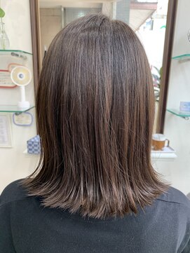 ヘアーサロンウェスト(Hair Salon West) 切りっぱなしボブ