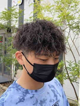 フラム ヘアデザイナーズ(FuLAM Hair designers*) ツイストスパイラル×ハイライト