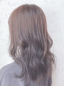 タエビスアリッサム(Taebis Alyssum) 透明感アッシュベージュインナーカラーイルミナカラー北習志野