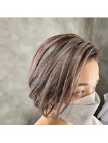 クラッチバイシオンアグリゲイト(CLUTCH by Zi-on aggregate)&nbsp;★大人可愛いヌナボブスタイル★グレージュアッシュ