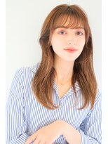 ガリカ 横浜(Gallica) 顔まわりレイヤーカットセミロングベージュカラー薄めバング