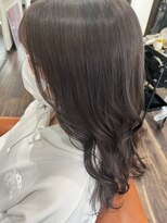 ヘアガーデン ティアラ(Hair Garden TIARA)&nbsp;20代30代アッシュブラウンカラーゆるふわスタイル