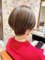 ネオリーブエム(Neolive em;)&nbsp;美シルエット×大人気ショートスタイル