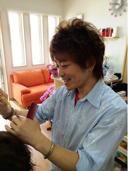 ヘアーサロン サニーサイド(hair salon Sunny Side)の写真/ゆったりとしたプライベート空間で、癒しのサロンタイムを*技術力とカウンセリング力に感動のお声が続出♪
