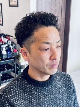 グレイスフルバーバーロンドン 大宮店(Graceful Barber London) 【40代男性】ロンドンカーリーツーブロック（大宮/バーバー）