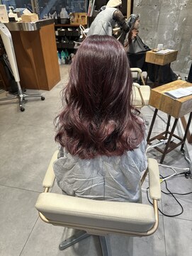 エッセ 大阪梅田茶屋町店(esse) 【梅田】ブリーチなしカシスピンクヘアカラー