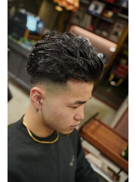 フォーコーナーズカットショップスリーセント 栄(FourCornersCutShop 3/cent) 極道パーマ