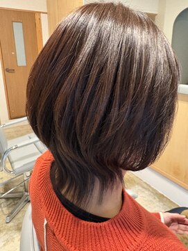 アール(R) ウルフ、レイヤーカット