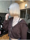 〈atsuno〉ミニボブとフラッシュブロンド