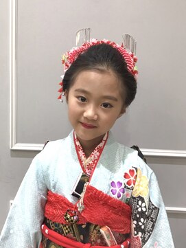 ネオリーブギンザ 銀座店(Neolive GINZA) 7歳女の子  七五三
