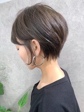 アヴァロン(AVALON) 30、40代にオススメ☆イルミナカラー×絶壁解消ショート