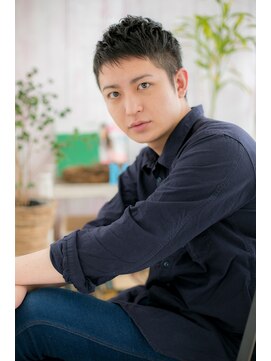 ミック 日暮里店(miq) ツーブロックで決める!ダークアッシュ束感ショートb1