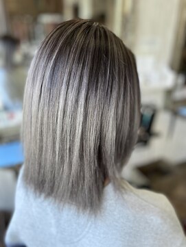 フリーク 土浦店(FREAK) バレイヤージュ風/シルバー