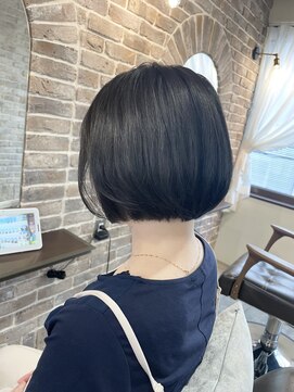 アクロ あべの店(ACRO) ダークアッシュのミニボブ