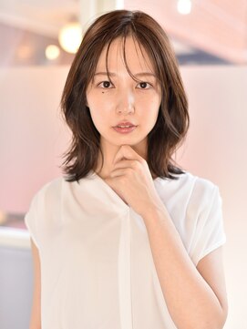 イリーブ(elieve) 大人かわいい上品カラー