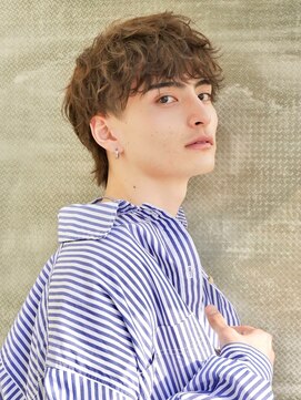 ブルーダー(Bruder) ランダムウルフマッシュスタイル ツーブロック