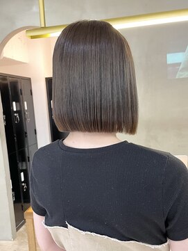 ローレン(LOREN) ミルクティーベージュぷつっとボブケアブリーチ 梅田