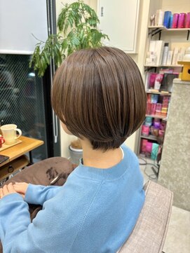 バッカ 横浜桜木町店(BACCA) ショートボブ　アッシュベージュ