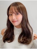 顔周りレイヤーカットくびれヘアミルクティーベージュカラー