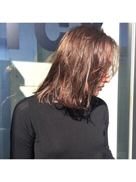 ファニック スタイル ジー(FUNIC style G) 【アルティストカラー特集】　(桜木町・日ノ出町)