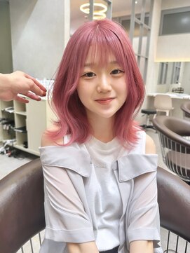 ロンド レア 天神大名店(Lond Le’a) 天神大名ダブルカラーケアブリーチハイトーンピンクベージュ