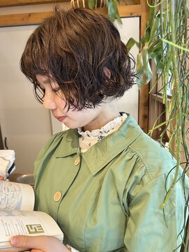 エニフ(ENIF) ショートボブ×パーマ