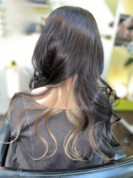 エムスリーディーミュゼステージ(M3D) 艶髪カールスタイル