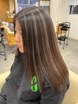 リングバイモアムー(Ring by Moremuu)&nbsp;issy デザインしっかりハイライト