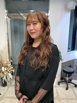 リブロ(LiBro) ペールベージュ大人ガーリーフェミニンロングデジタルパーマ