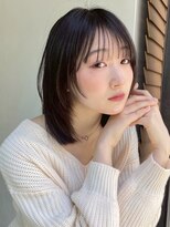 エイチ(H)&nbsp;xカット/イメチェン/ホワイトブロンド/外ハネボブ/美髪/