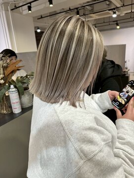 メリー オオサカ(Merly Osaka) high tone balayage