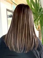 プティ(PUTY)&nbsp;三ノ宮　ハイライト　バレイヤージュ