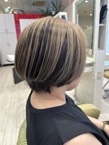 ビス ヘア アンド ビューティー 西新井店(Vis Hair＆Beauty)&nbsp;30代40代ブリーチミルクティー伸ばしかけショート