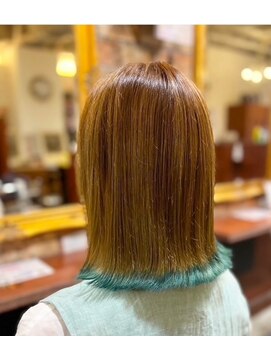 ベルヘアー 長居店(Belle hair) ターコイズブルーの裾カラー