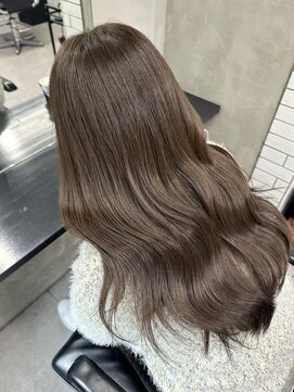 ジーナ 梅田(Zina) ブリーチなしミルクティーベージュ【Zina梅田】