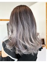 ワンバイワン(One×One)&nbsp;ホワイトバレイヤージュ