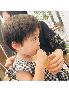 リップス ヘアー(Lips hair) 天使のアシメショートスタイル