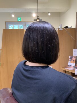 ユーネリー(U-NERY) ベーシックボブ